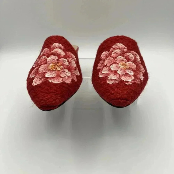 Pia Alba by Bayong Republic Red Macrame with a Floral painted Slip-On Mules 10 - Picture 7 of 10